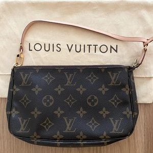 Louis Vuitton Pochette Accessoires Monogram Canvas (NEW)